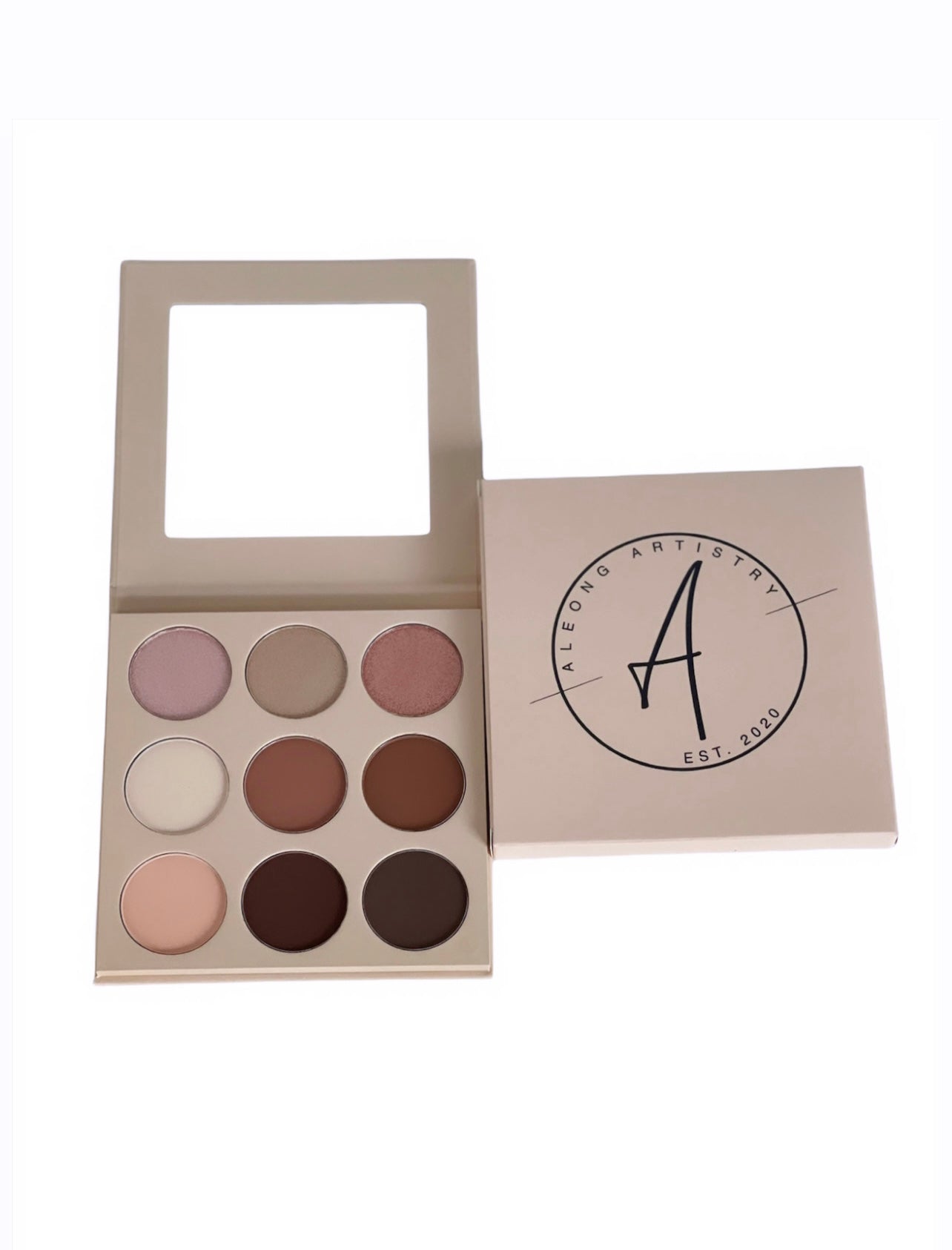 Aleong Artistry: Highlighter & Contour Palette